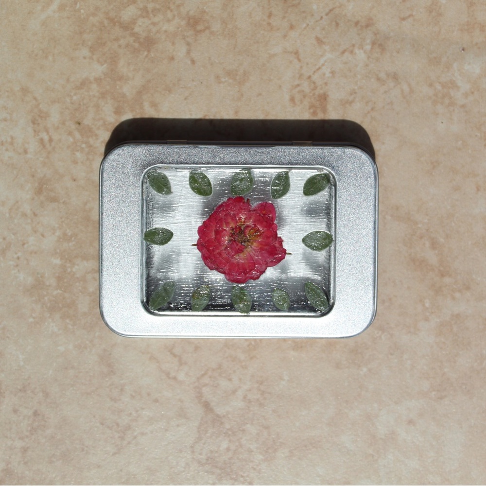 RED FLOWER JEWELRY BOX